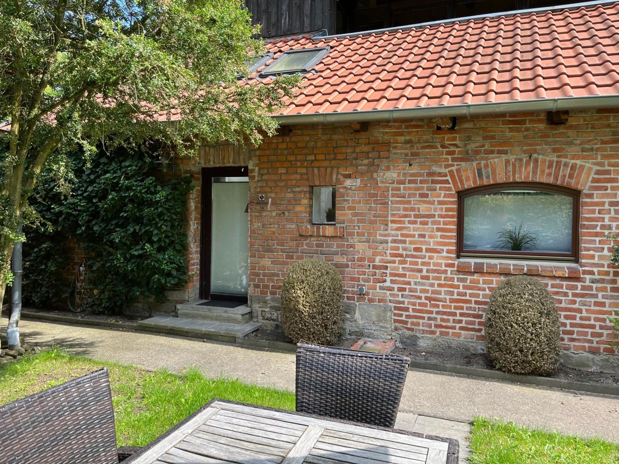 Engels Hof Wolfsburgo Exterior foto